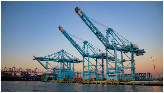 Machinery at the smart port in Los Angeles, California. 